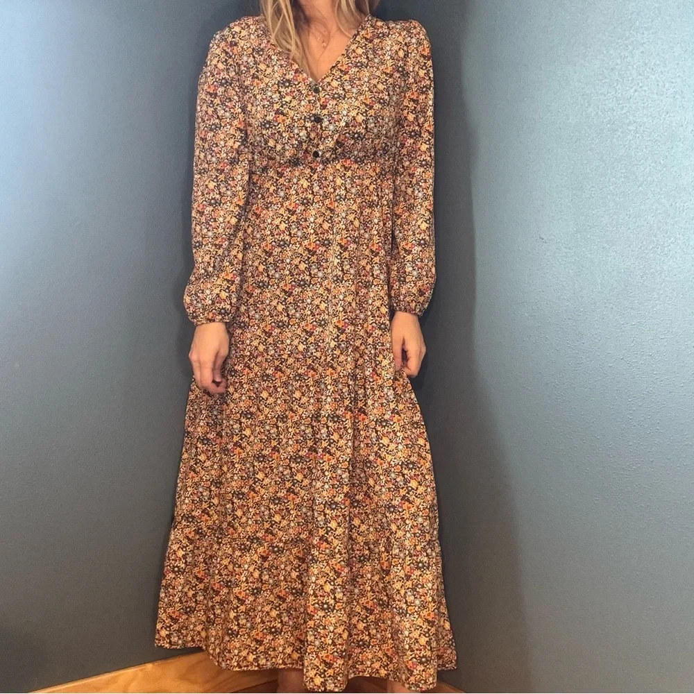 Bohemian Floral Long Sleeve Maxi Dress - Picture 4 of 10